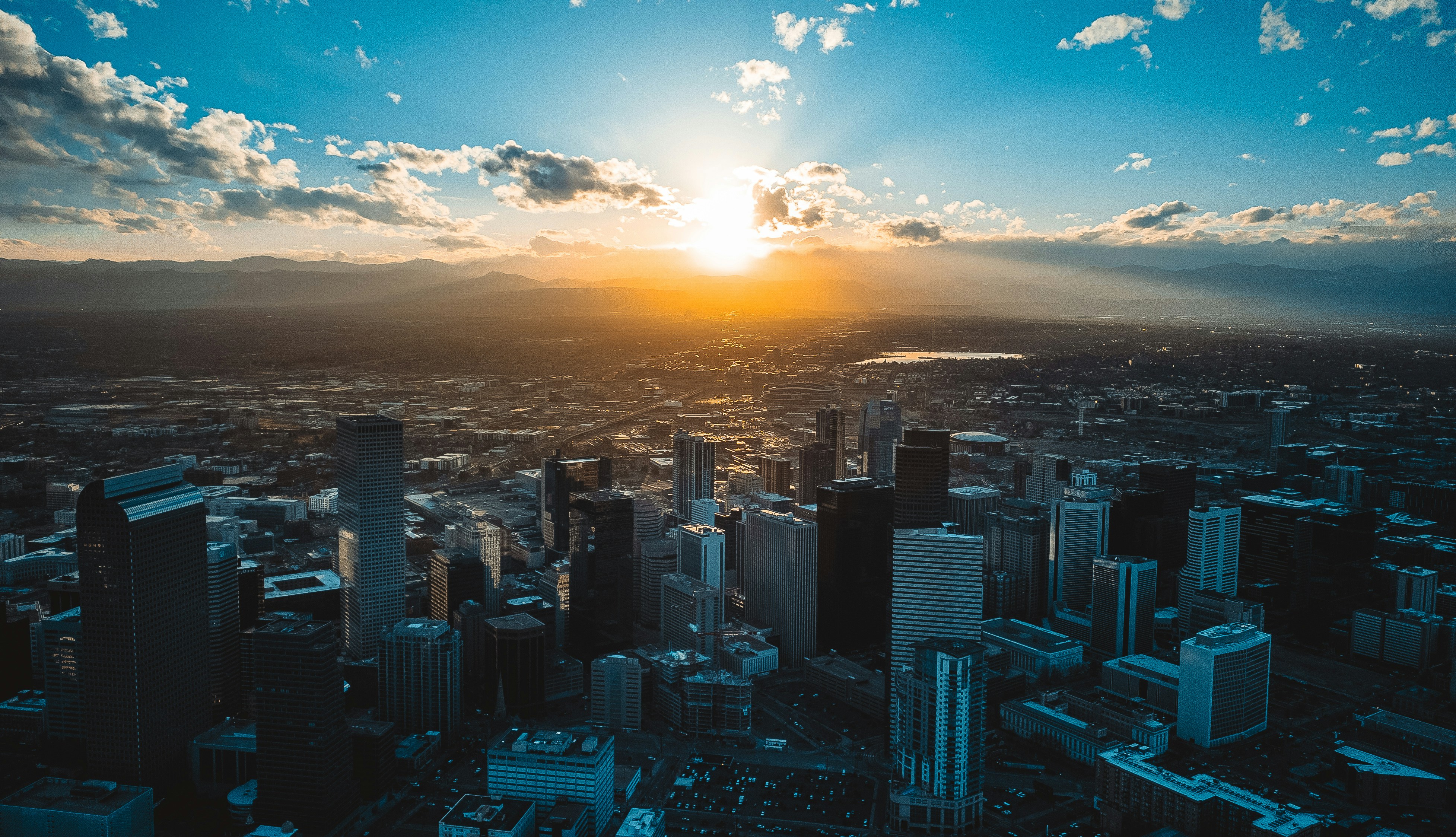 Denver Colorado skyline with the Rockies