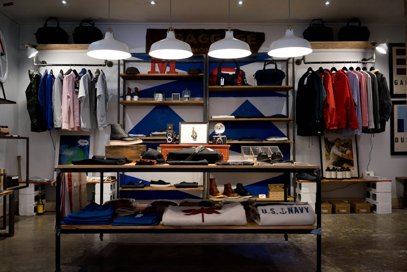 Independent neighbourhood store